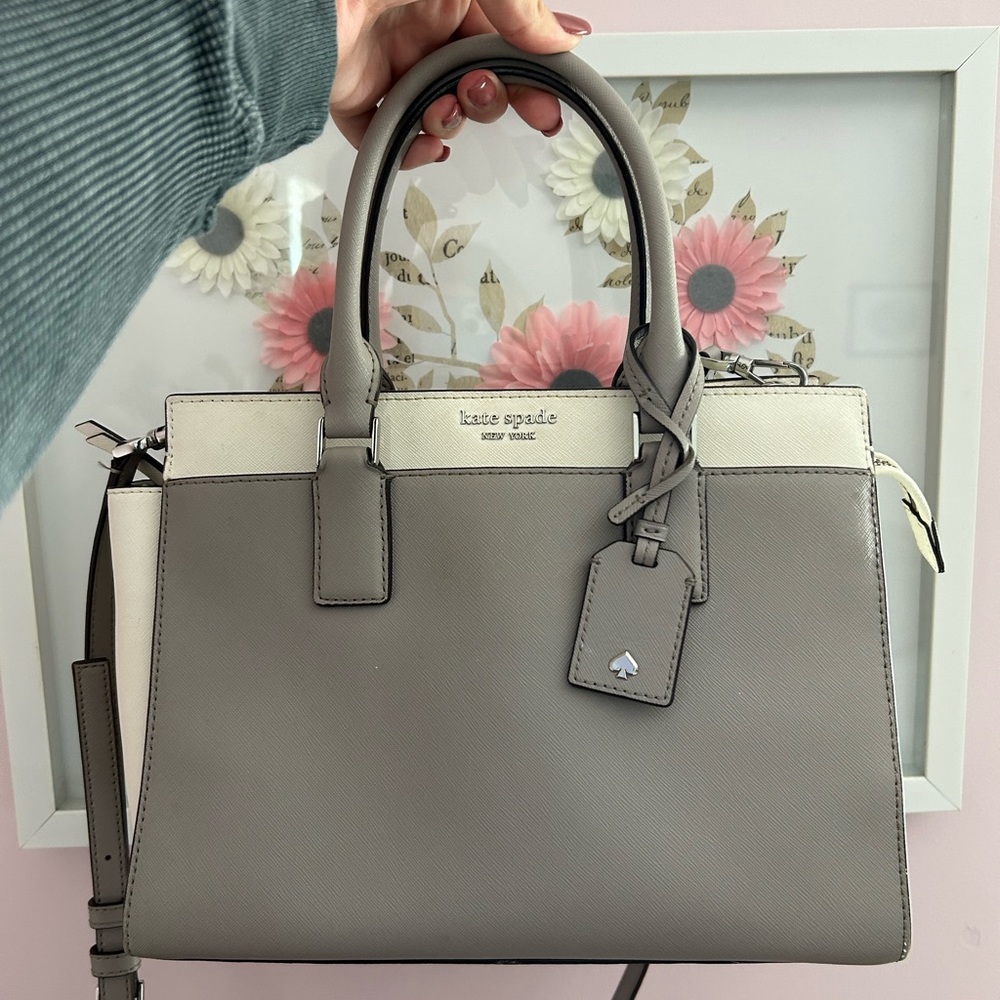 Kate Spade New York grey and white handbag 🤍